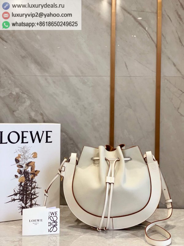 LOEWE Horseshoe UFO bag 0526 white