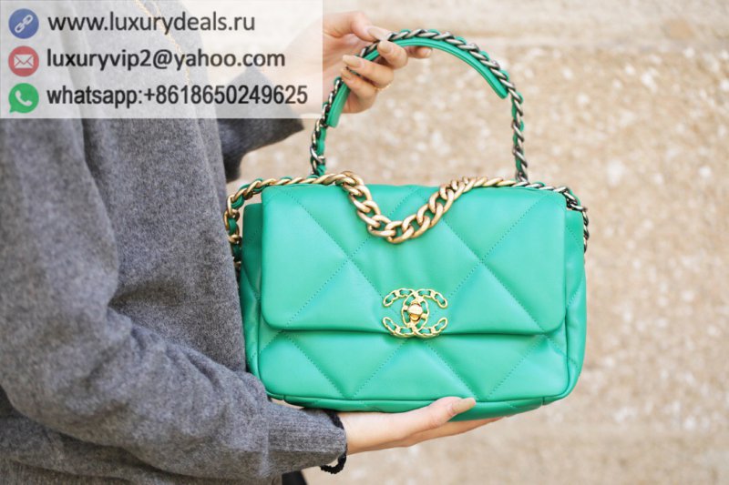 Chanel 19 Flap Bag AS1160 Small 26C Green