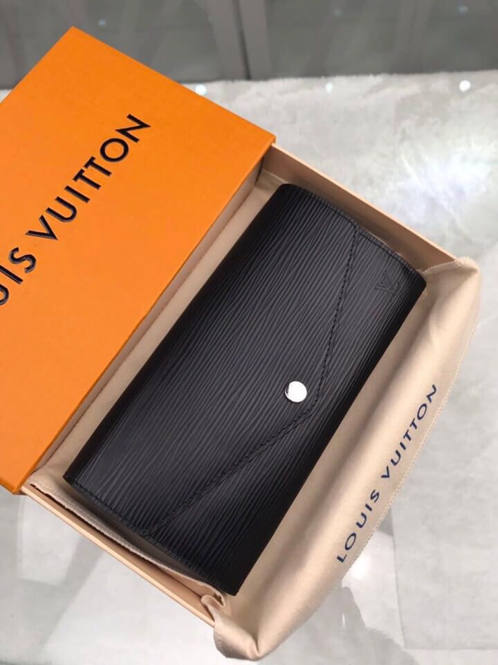 Louis Vuitton LV Sarah wallet M60582 Black Epi Wallets