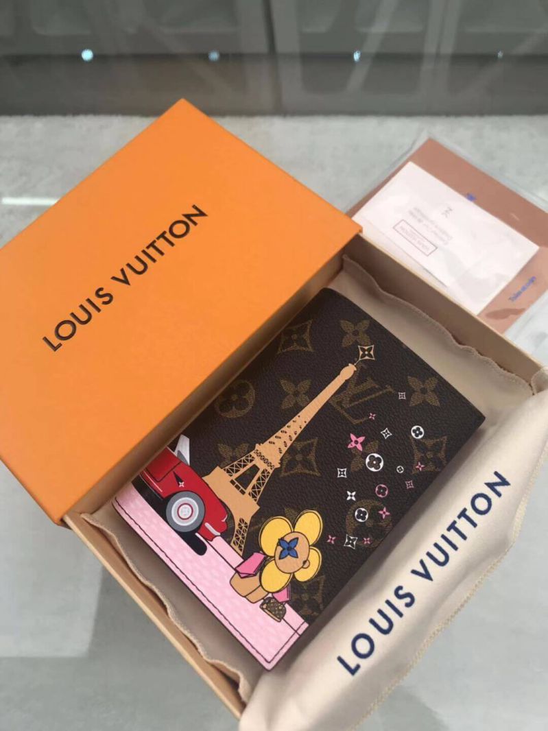 Louis Vuitton LV M68493 PVC Wallets