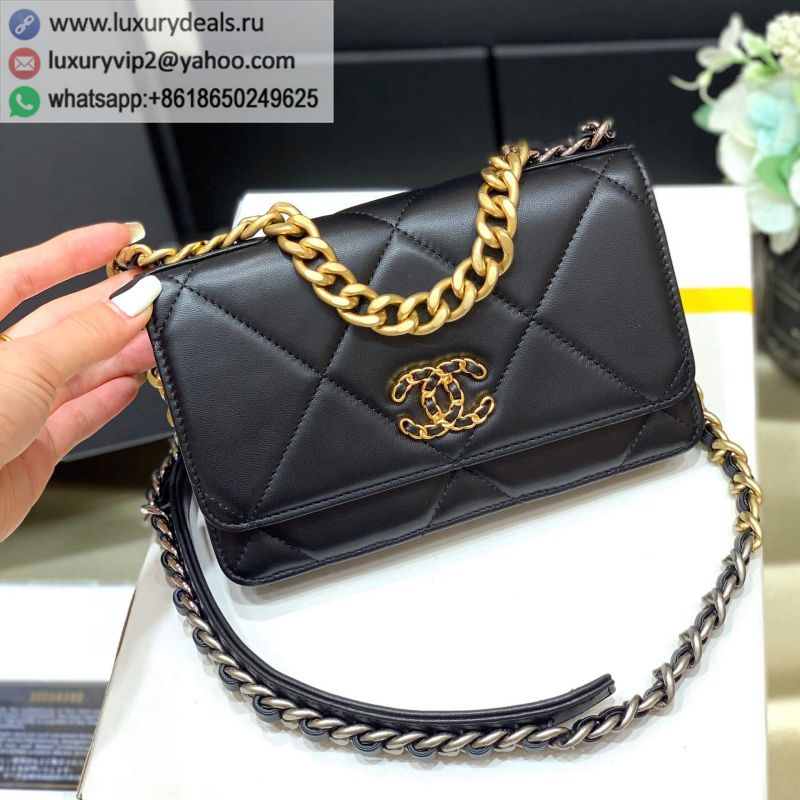 CHANEL 19 woc AP0957 Black