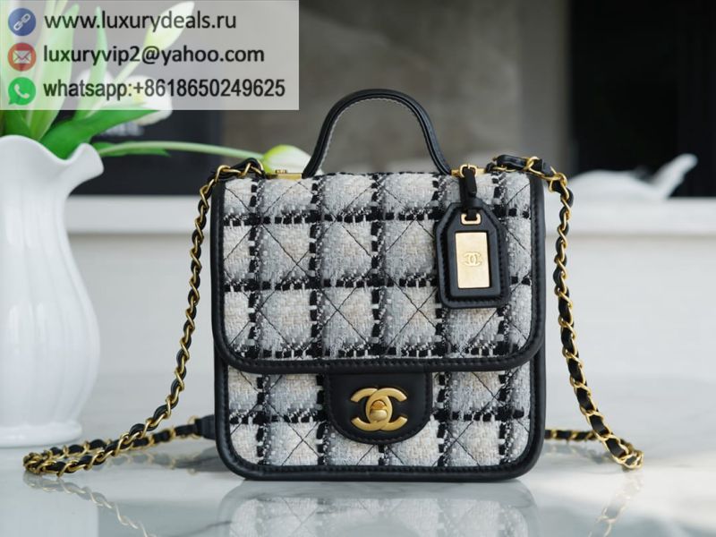 CHANEL 22K Small Black White AS3652