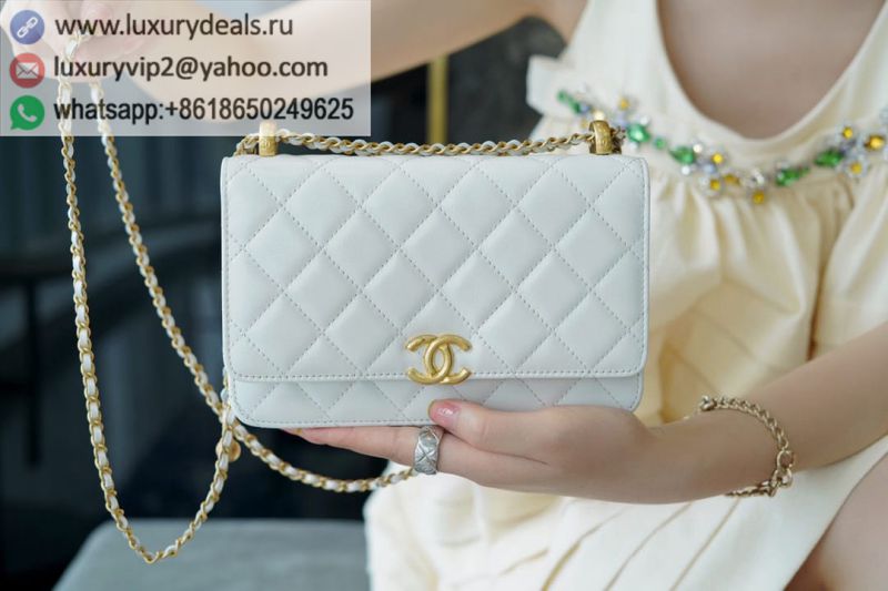 CHANEL 2021 Gold Woc AP2289 White