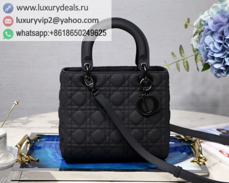 Lady DIOR Medium Matte 5 Grid M0565 Black