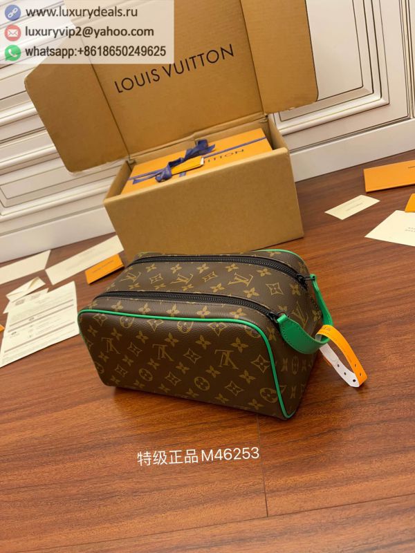 M46253 LV DOPP KIT Makeup Bags