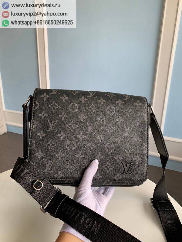 LV M46255 DISTRICT PM Messenger Bags