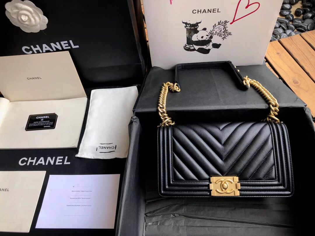 CC 2018ss Black Leather V Gold Buckle Chain Crossbody 67086 Shoulder Bags Women Bags