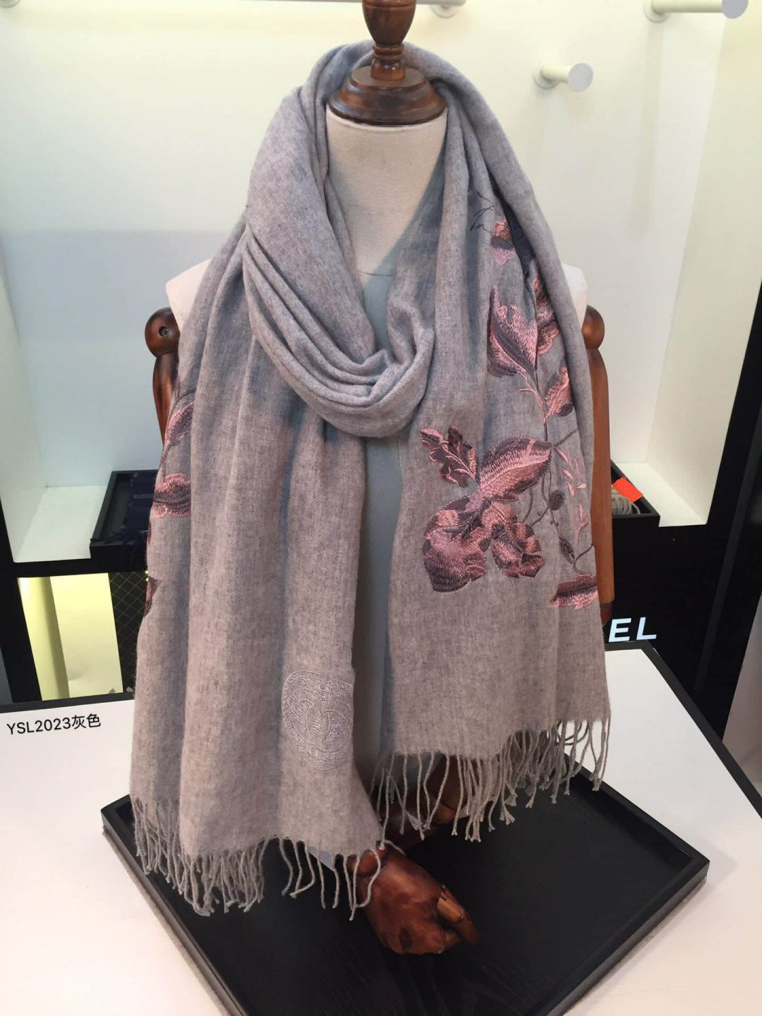 CC 2018 Cashmere Women Scarves