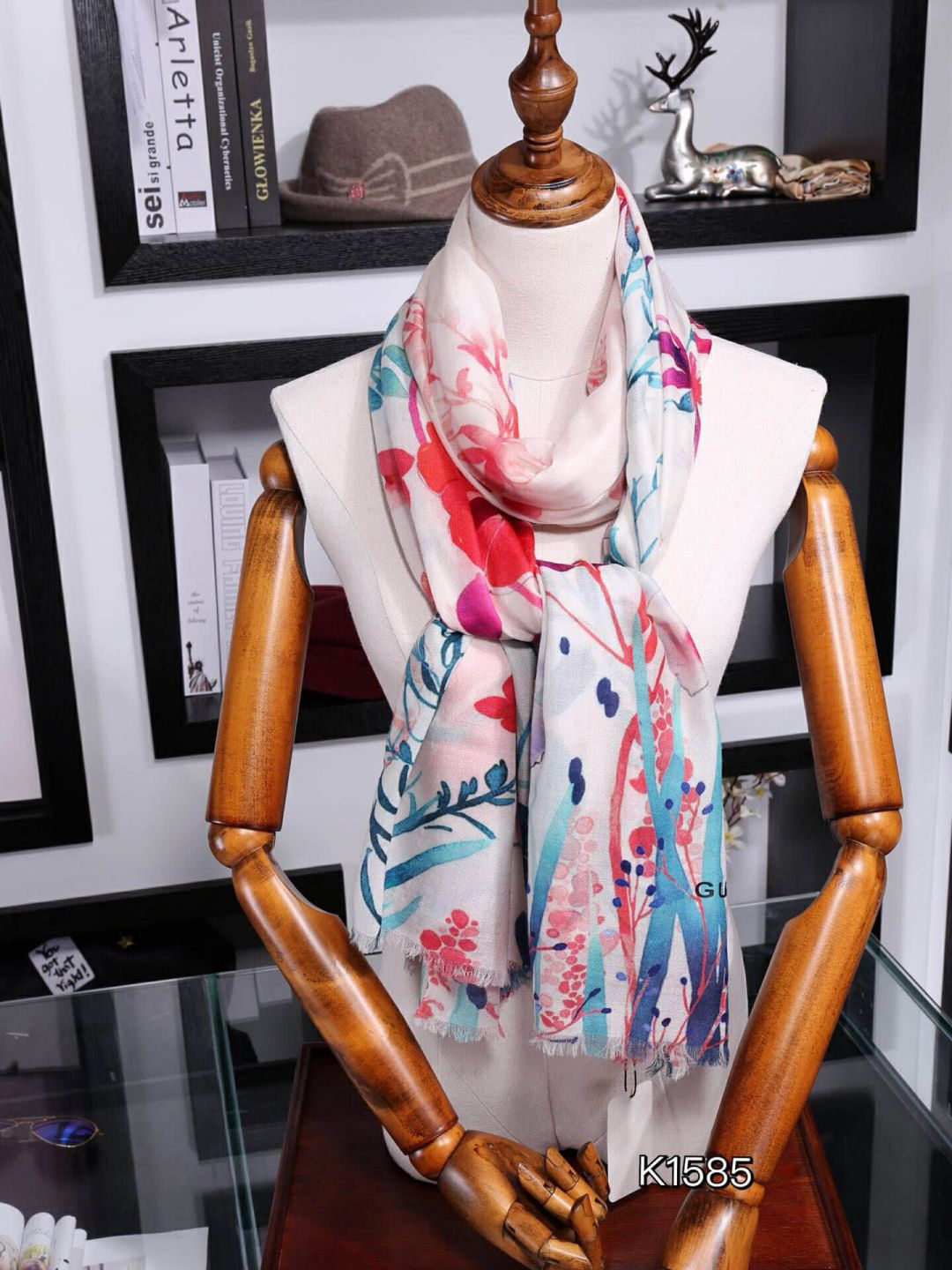 CC 2019 Cashmere Women Scarves