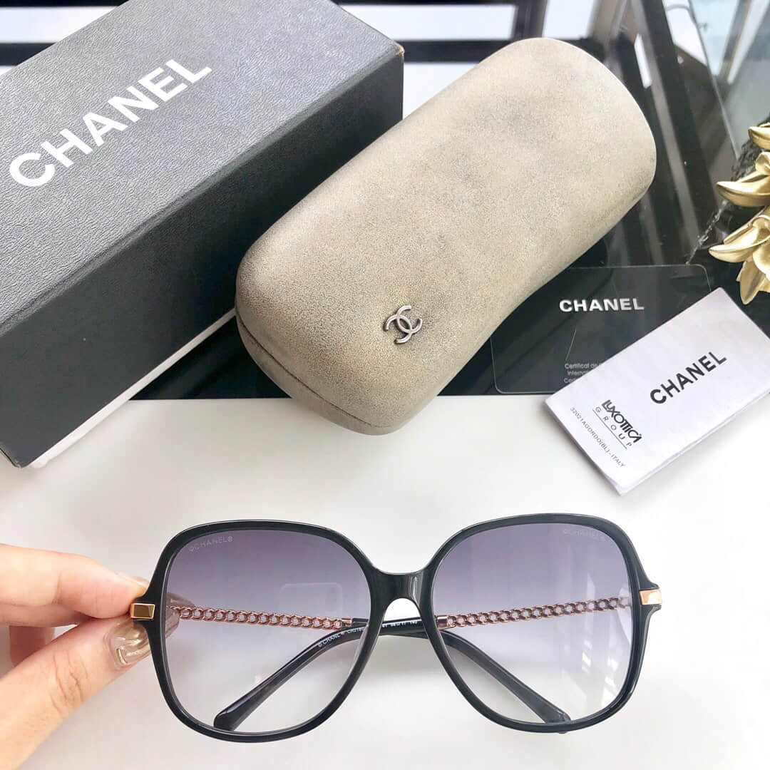 CC Classic Chain Women Sunglasses