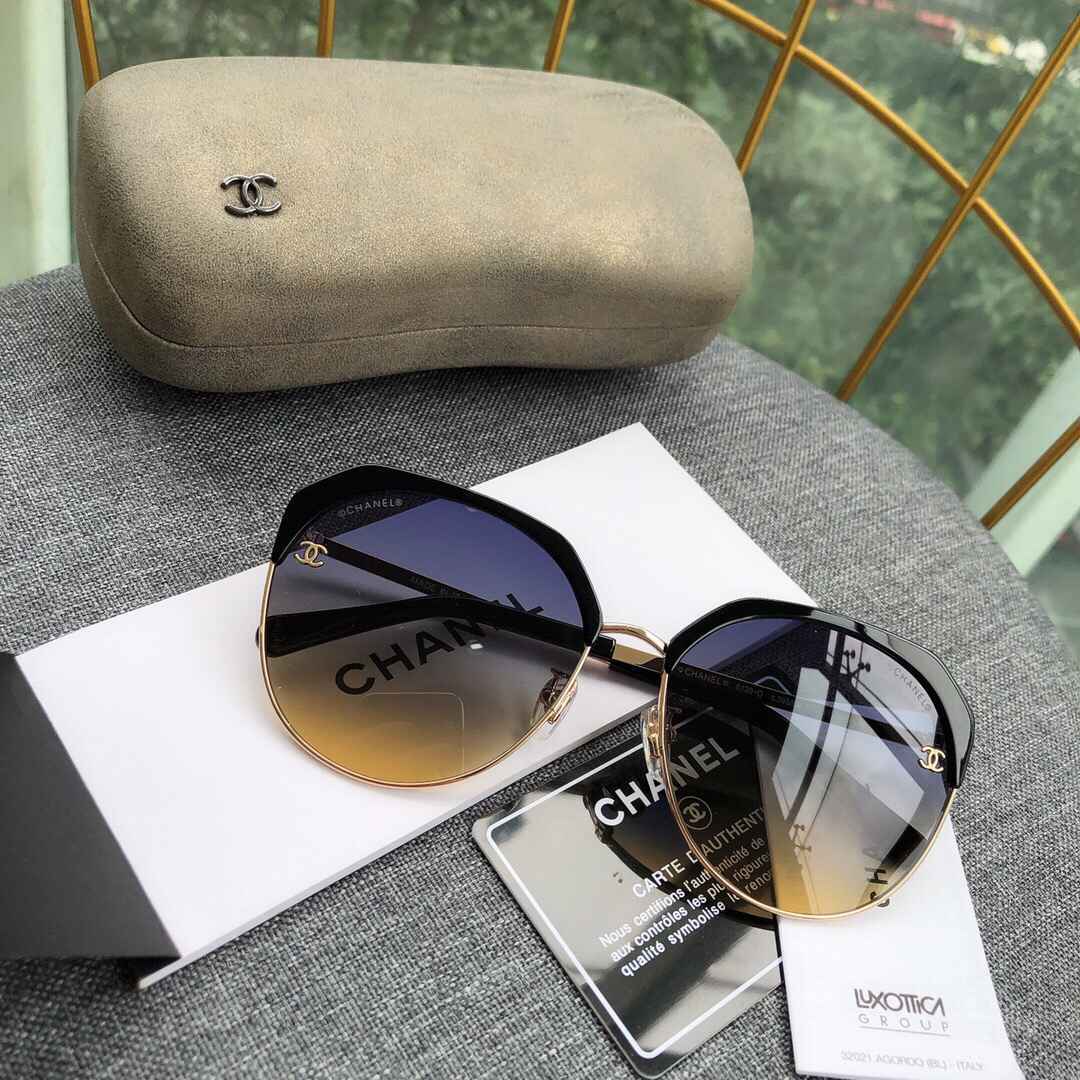 CClogo Unisex Sunglasses