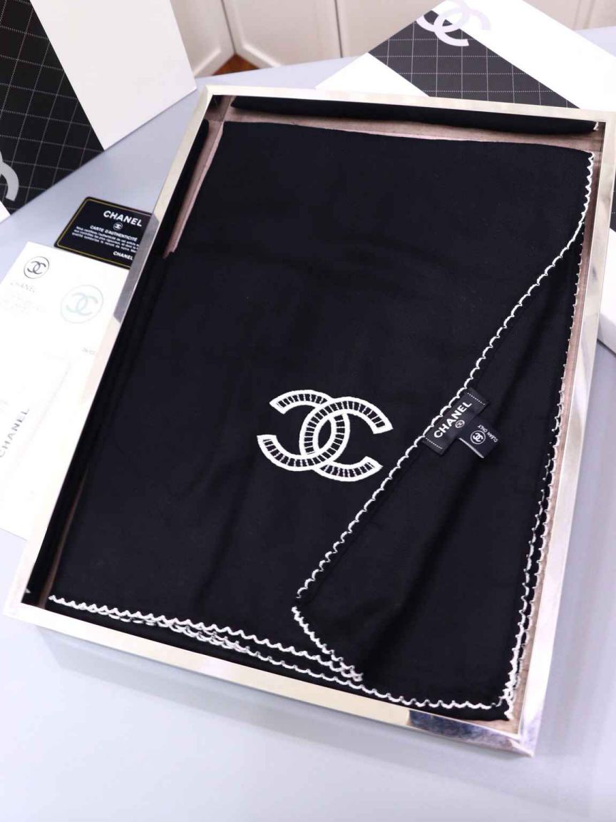 CC Cashmere Women Scarves