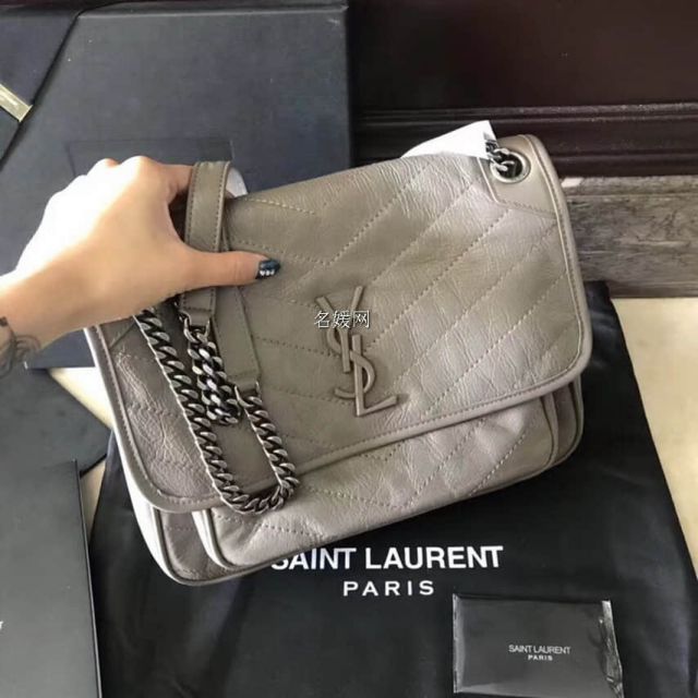 YSL Medium niki Bag on Chain 4988940 Shoulder Bags