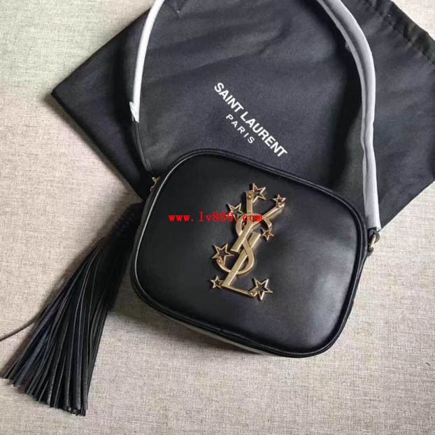 YSL MONOGRAM BLOGGER loog 425317 Shoulder Bags