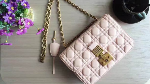 CD ADDICT PINK SOFT LEATHER FLAP CHAIN BAGS M5818