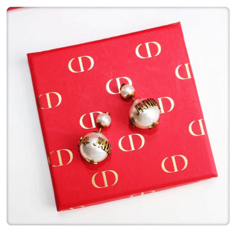 CD 18 PEARL JACD STAR CD EARRINGS