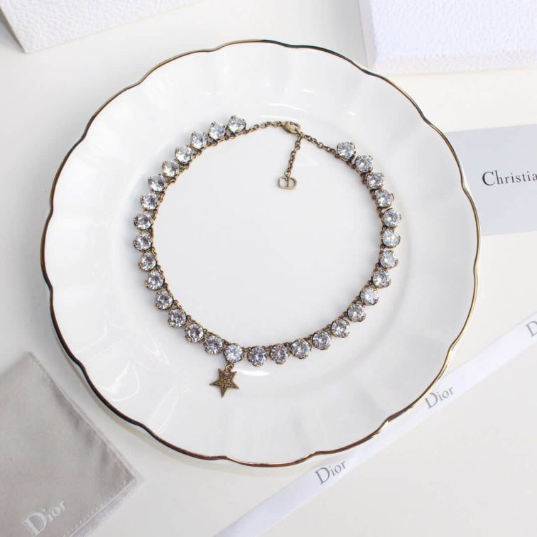 CD DIAMOND NECKLACE