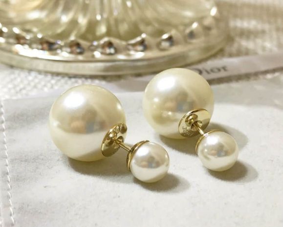 CD PEARL EARRINGS