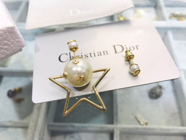 CD STAR PEARL EARRINGS