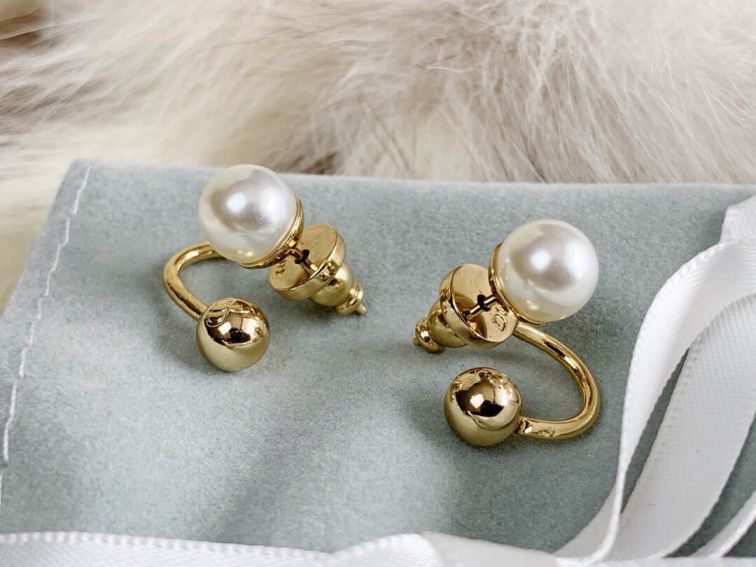 CD PEARL EARRINGS