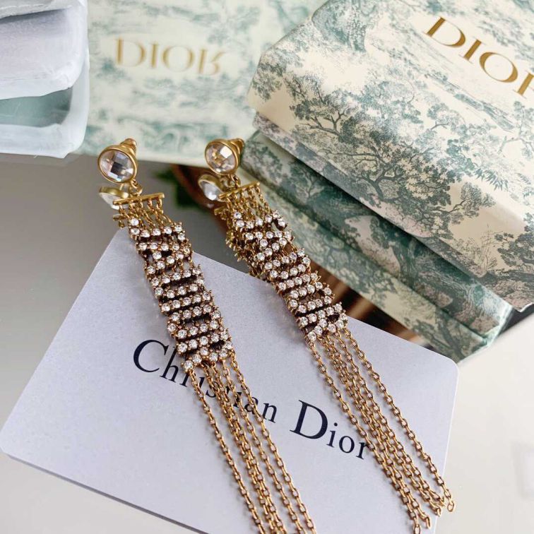 19 CD DIAMOND JACD TASSEL EARRINGS