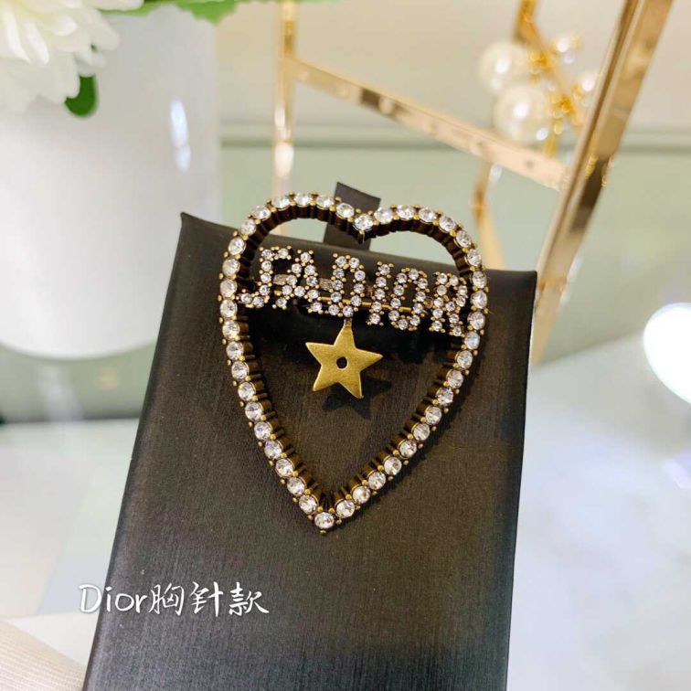 CD JACD FULL DIAMONDS BROOCHES