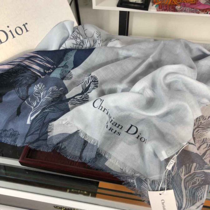 CD CASHMERE SCARVES