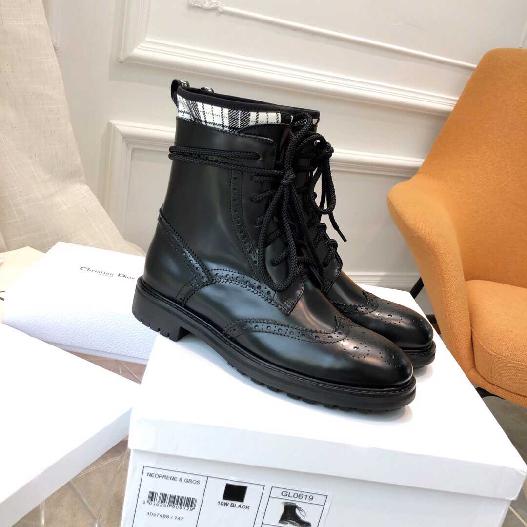 CD 2019 LEATHER CLASSIC MARTIN BOOTS