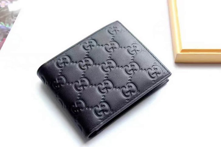 GG 365466 Signature GG Embossed Bi-fold Men Wallets