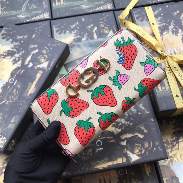 GG Strawberry zip 570661 08PAX 9036 Women Wallets