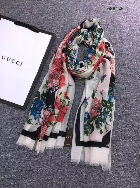 GG 100% Cashmere Women Scarves