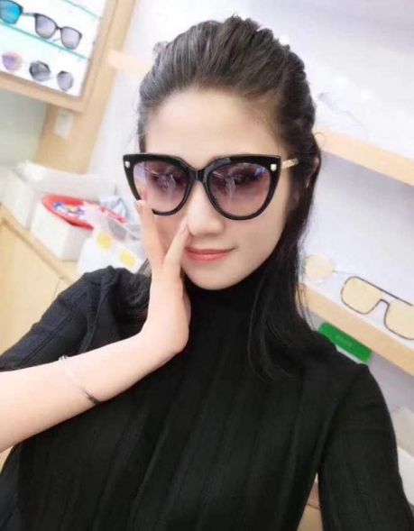 GG0218 SIZE53 20-145 Women Sunglasses