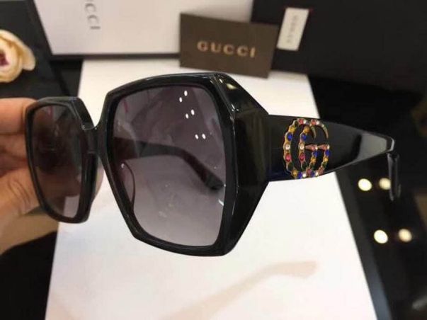 GG C Women Sunglasses