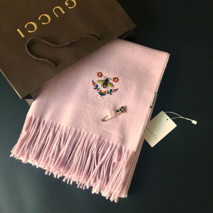 GG 2018 Bee logo Women Scarves