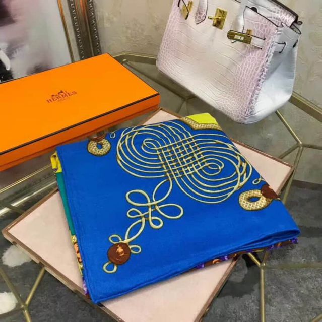 Hermes Women Scarves