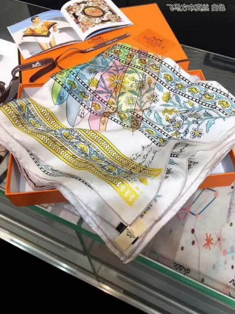 Hermes Women Scarves