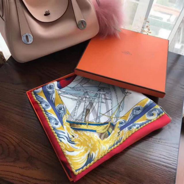 Hermes Women Scarves