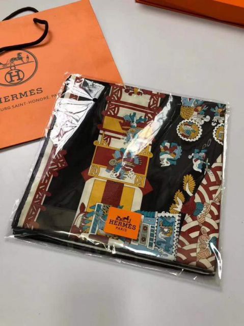 Hermes Women Scarves