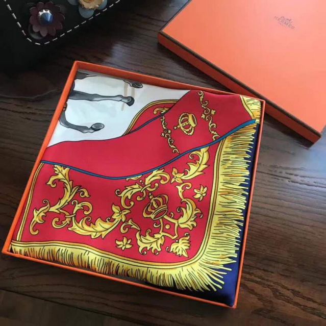 Hermes Women Scarves