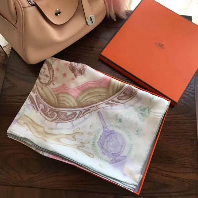 Hermes Women Scarves