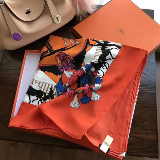 Hermes Women Scarves