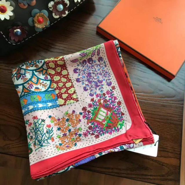 Hermes Women Scarves