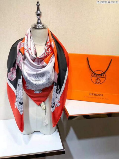 Hermes Women Scarves