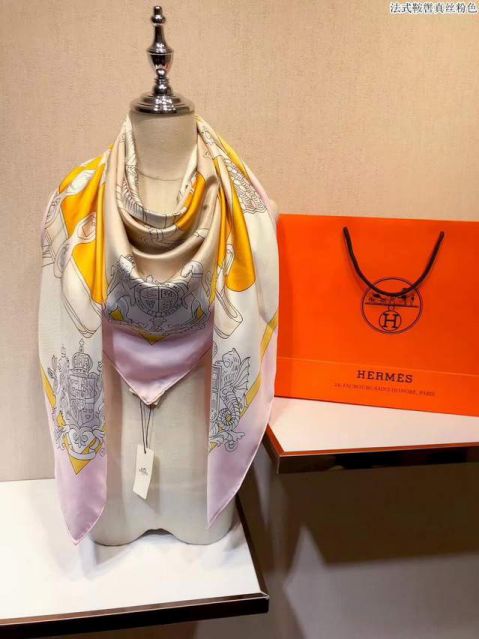 Hermes Women Scarves