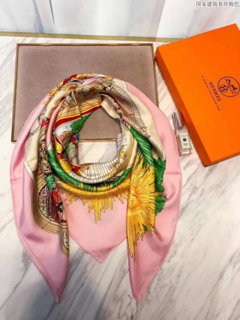 Hermes Women Scarves