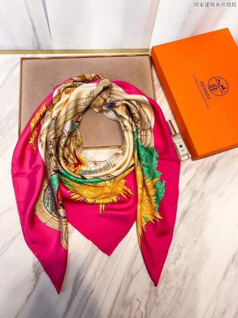 Hermes Women Scarves