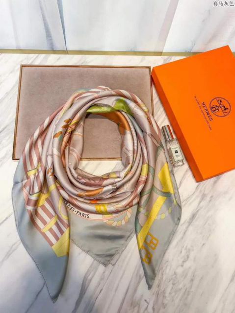 Hermes 2018 Women Scarves