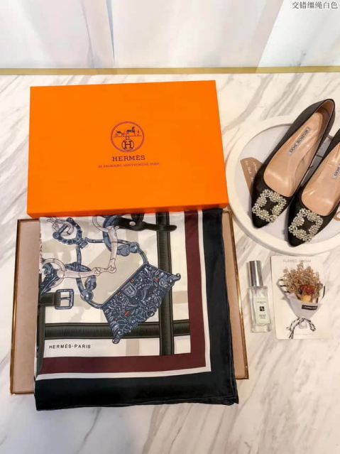 Hermes Women Scarves