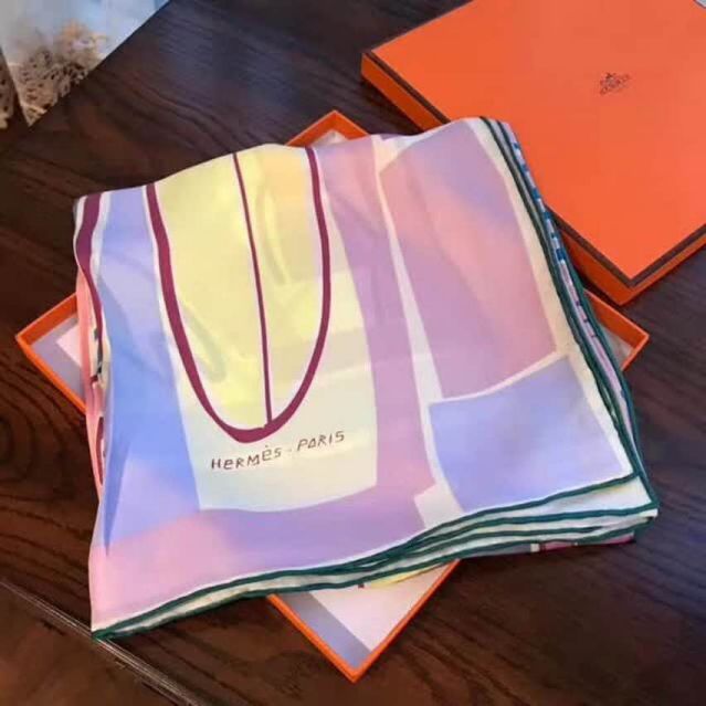 Hermes Women Scarves