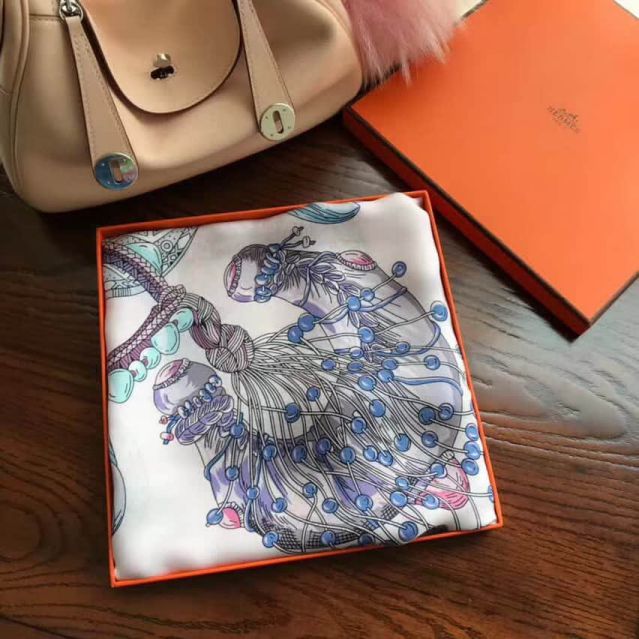 Hermes 2018 Women Scarves